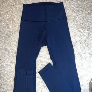 navy blue lululemon legging size 4